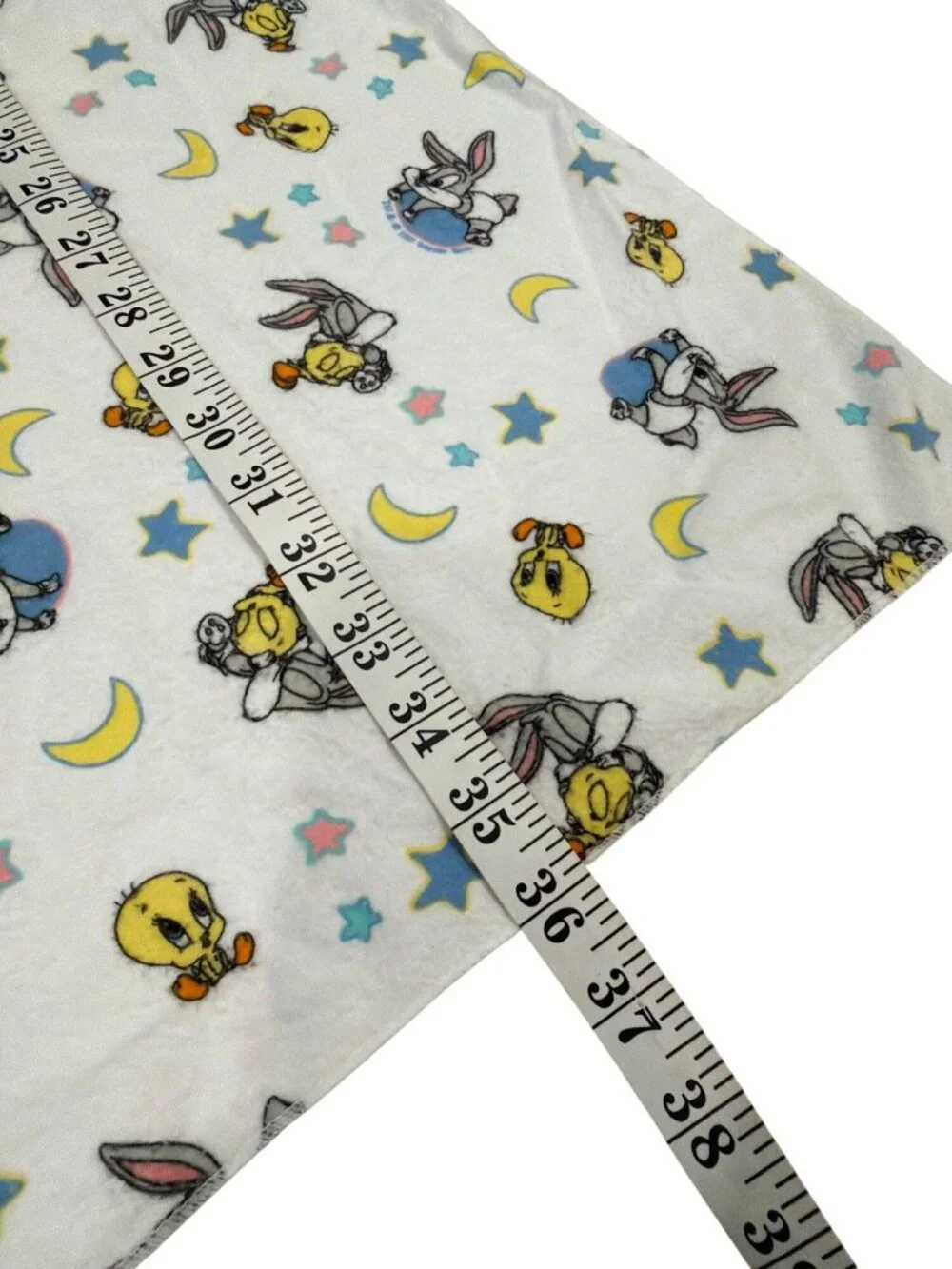 Looney Tunes Vintage Baby Blanket White Fleece Tweety Bugs Bunny Stars Moon
